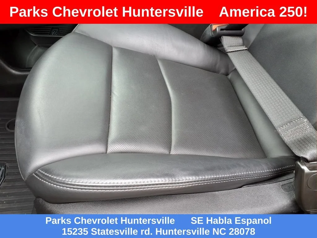 Used 2024 Argent Silver Metallic Cadillac Premium Luxury image 17