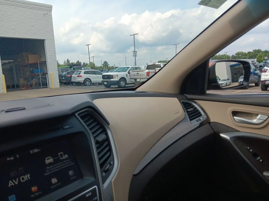 Used 2018 Canyon Copper Hyundai 2.4 Base image 26