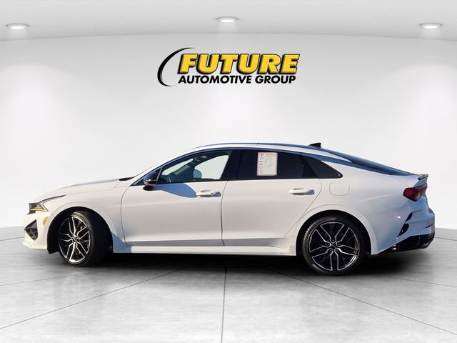 Used 2024 White Kia GT image 3