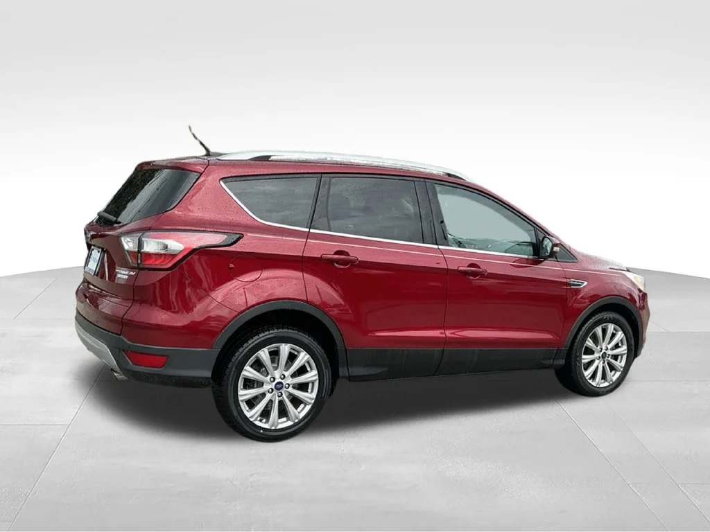 Used 2017 Red Ford Titanium image 8