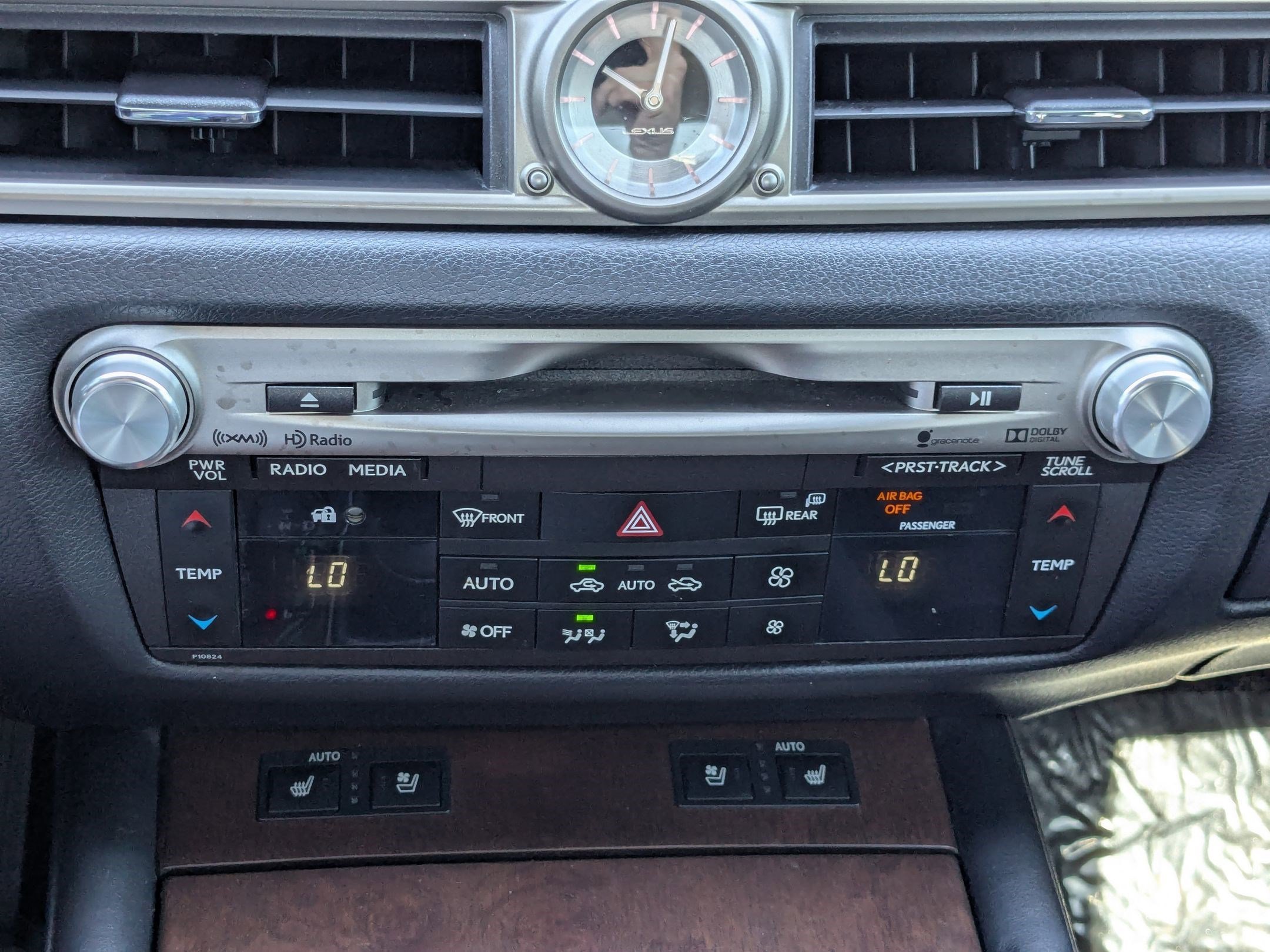 Used 2015 Obsidian Lexus 4dr Sdn RWD image 26