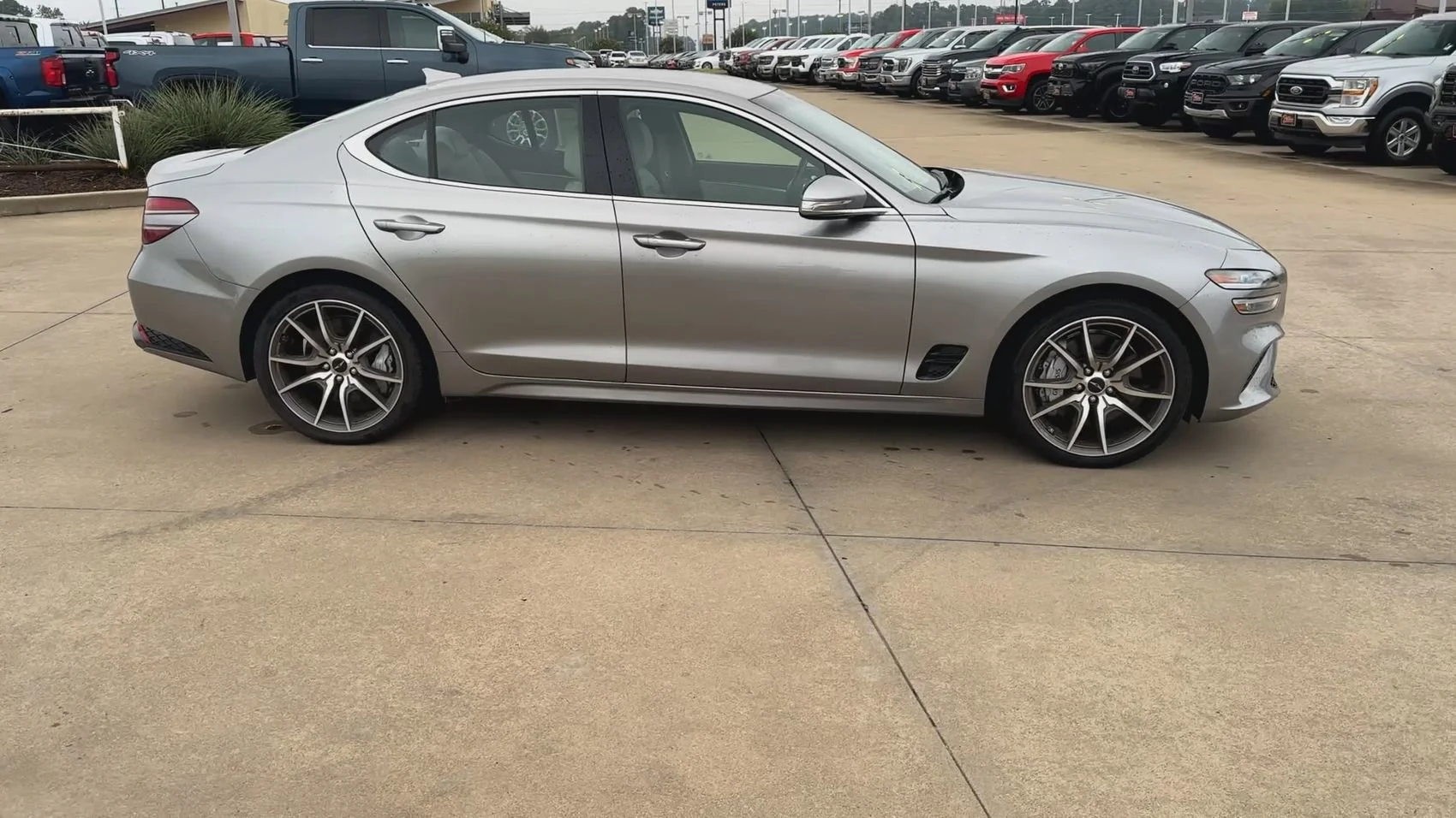 Used 2024 Savile Silver Genesis 2.5T image 9