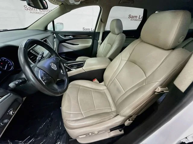 Certified Used 2018 White Frost Tricoat Buick Essence image 20