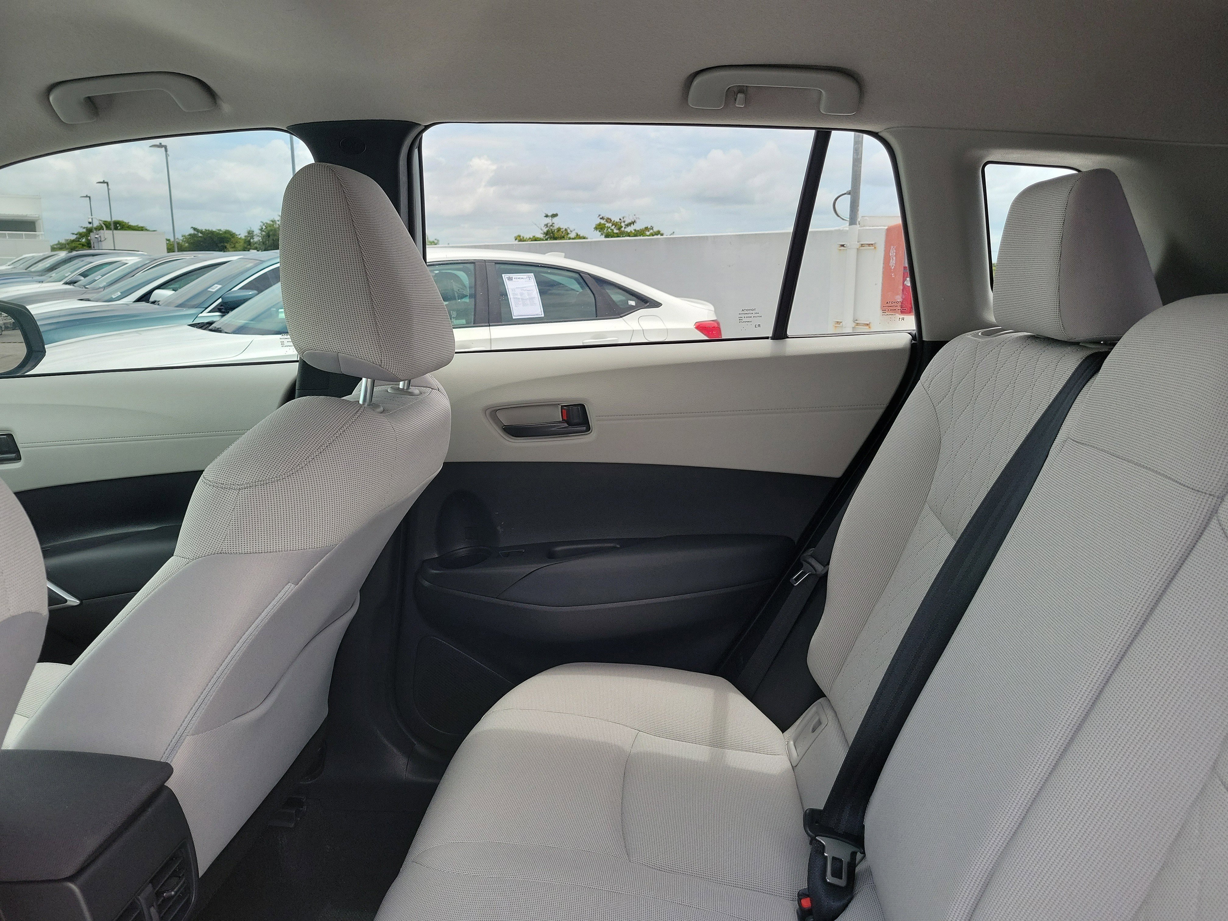 Used 2023 Silver Toyota L image 12
