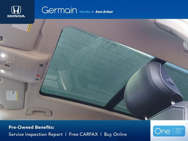 Used 2023 Silver Metallic Volkswagen 2.0T SE image 29