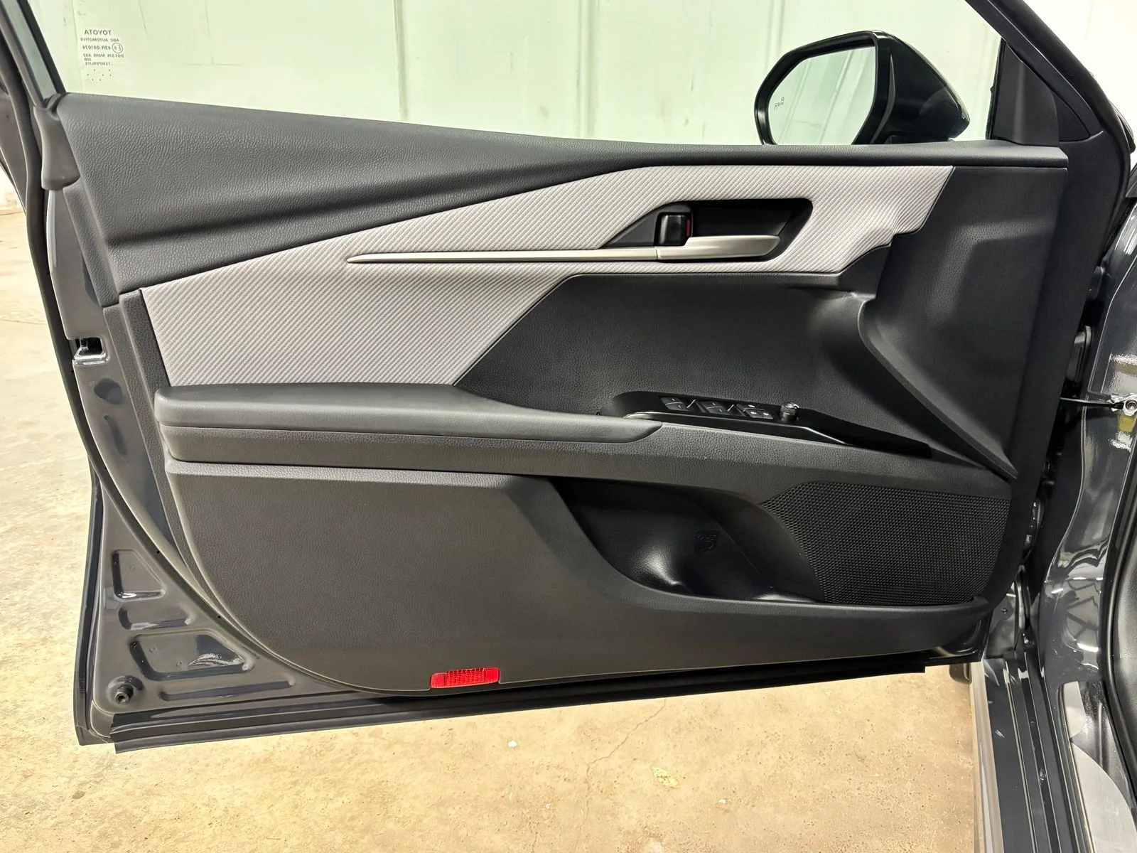 Used 2026  Toyota SE image 17