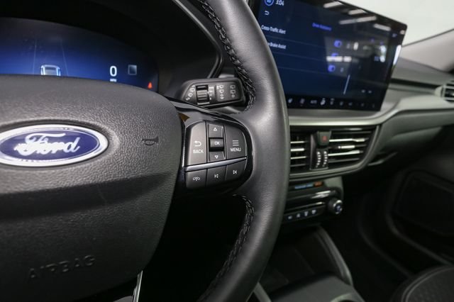 Used 2023 Black Ford Active image 33