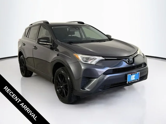 Pre-Owned 2018 Toyota RAV4 LE FWD 4D Sport Utility