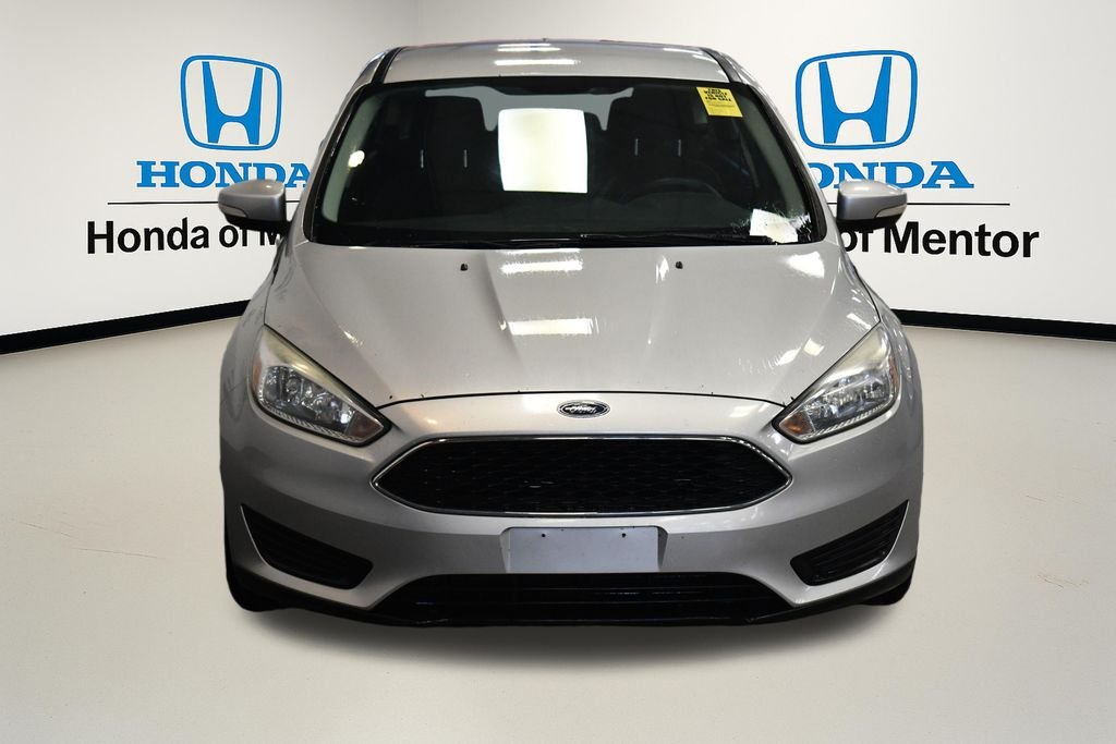 Used 2015 Ford Focus SE with VIN 1FADP3K26FL301091 for sale in Mentor, OH