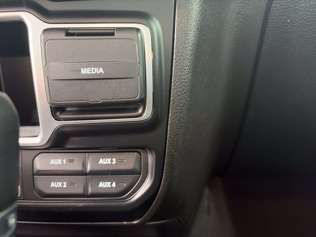 Used 2024 White Jeep Sport image 25