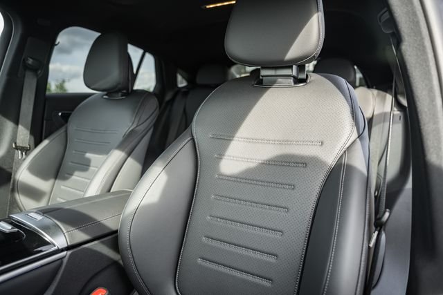 New 2027 Black Mercedes-Benz GLC 300 Coupe image 33