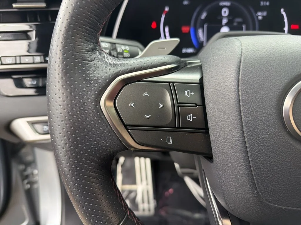 Used 2024 Silver Lexus 500h F SPORT Performance image 13
