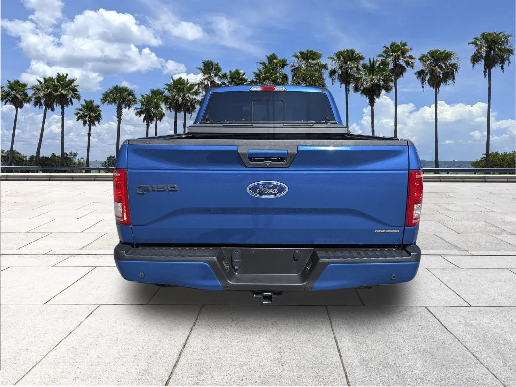 Used 2016 Blue Flame Metallic Ford XLT image 8