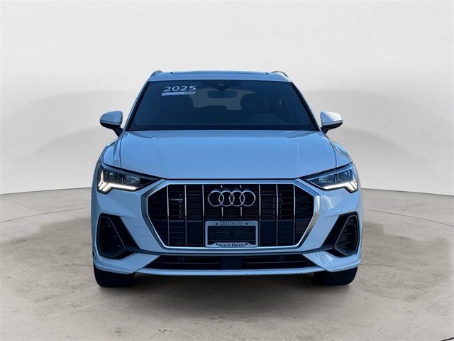 2025 Audi Q3 Premium S line photo 2