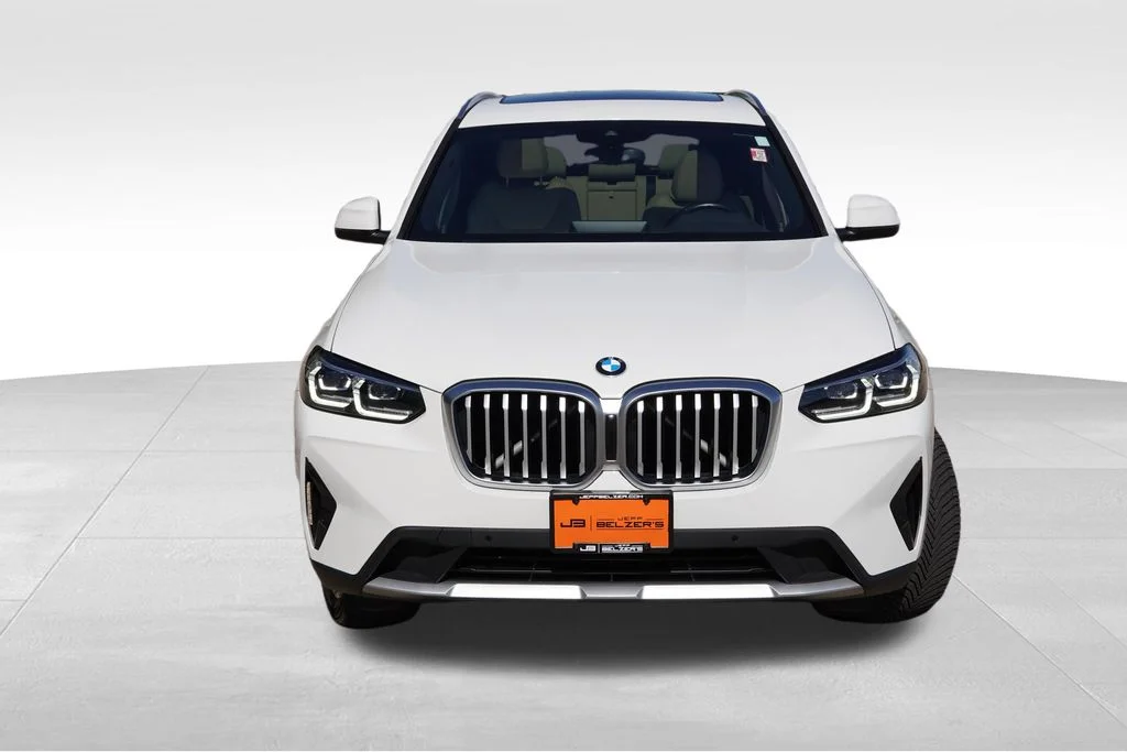 Used 2023 Alpine White BMW xDrive30i image 12