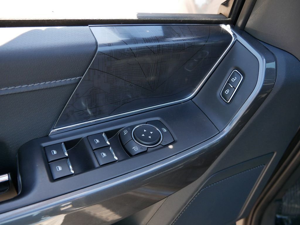 Certified Used 2022 Gray Ford XLT image 16