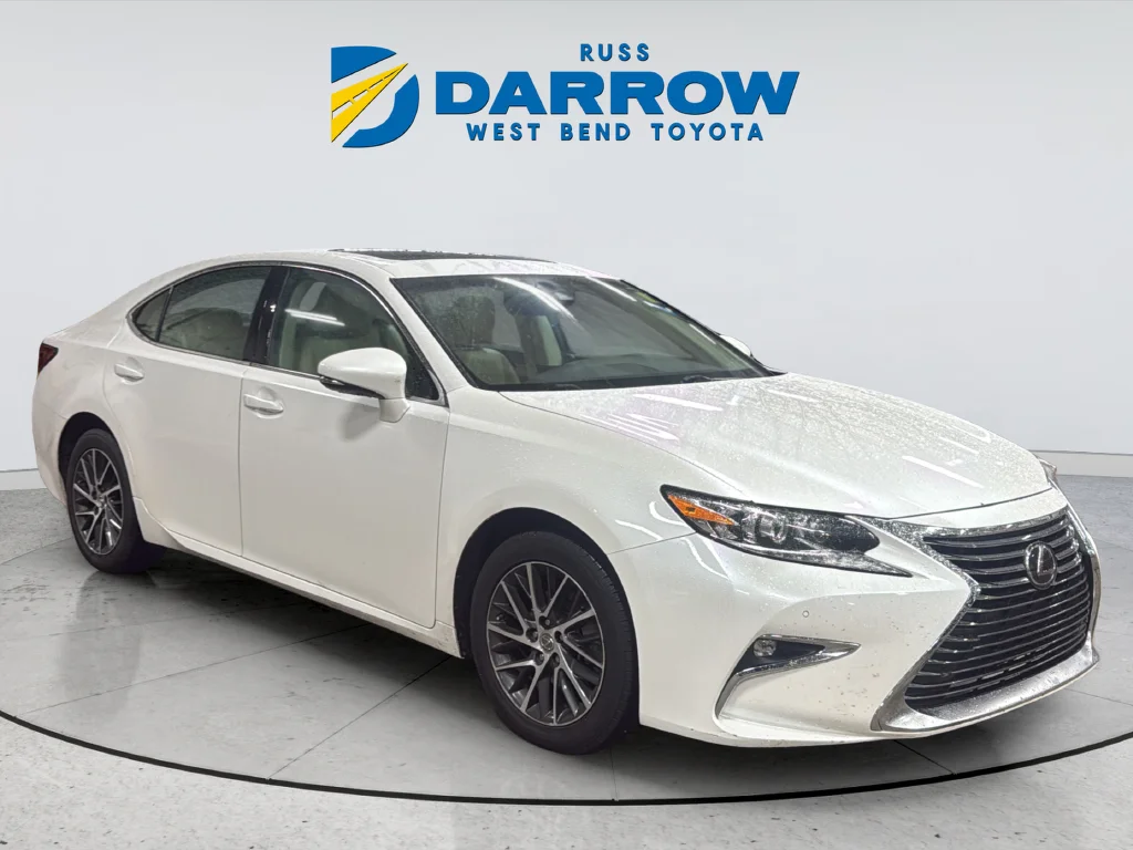 Used 2017 White Lexus 350 image 7