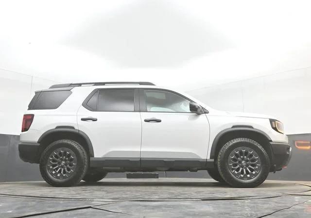 Certified Used 2026 Platinum White Pearl Honda TrailSport image 108
