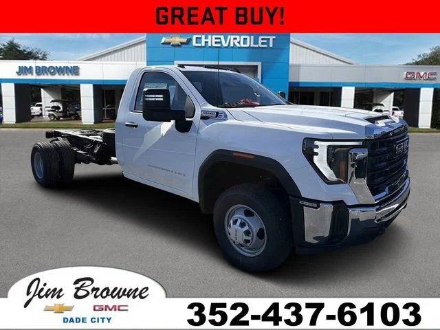 2026 GMC Sierra 3500 HD Chassis Cab Pro
