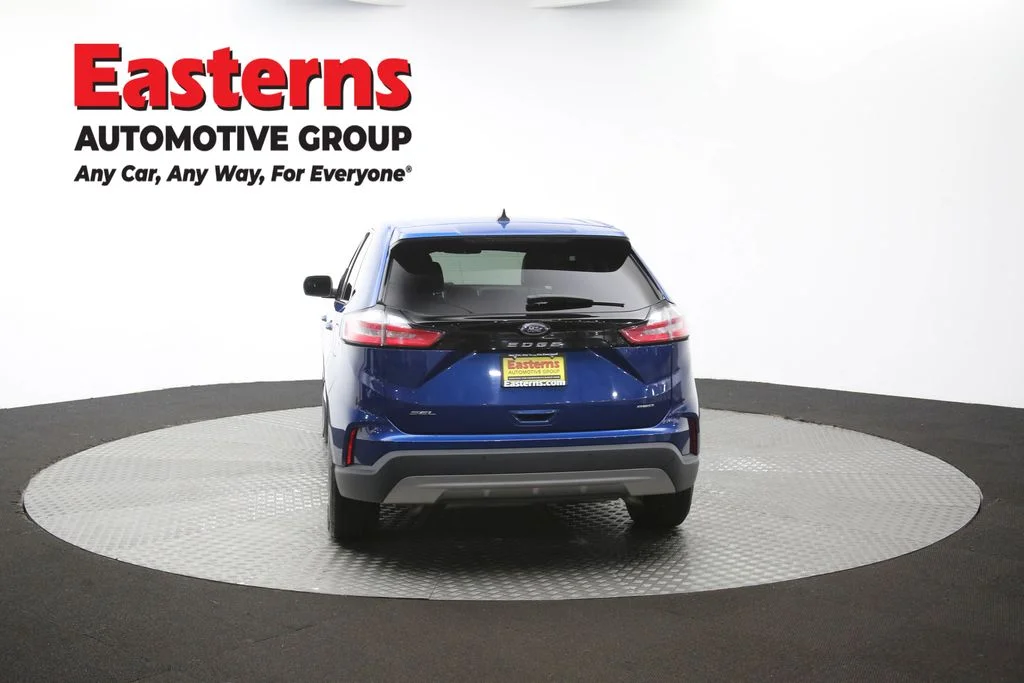 Used 2023 Blue Ford SEL image 37