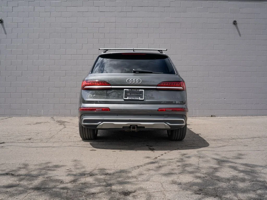 Used 2021 Gray Audi 55 Prestige image 6