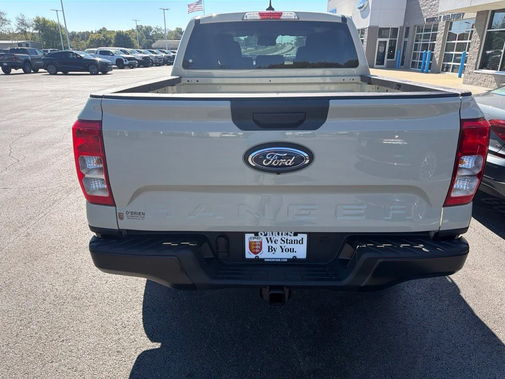 New 2026 Avalanche Ford XLT image 4