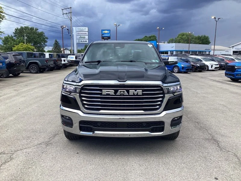 New 2026 Diamond Black Crystal Pearl-Coat Exterior Paint RAM Laramie image 2