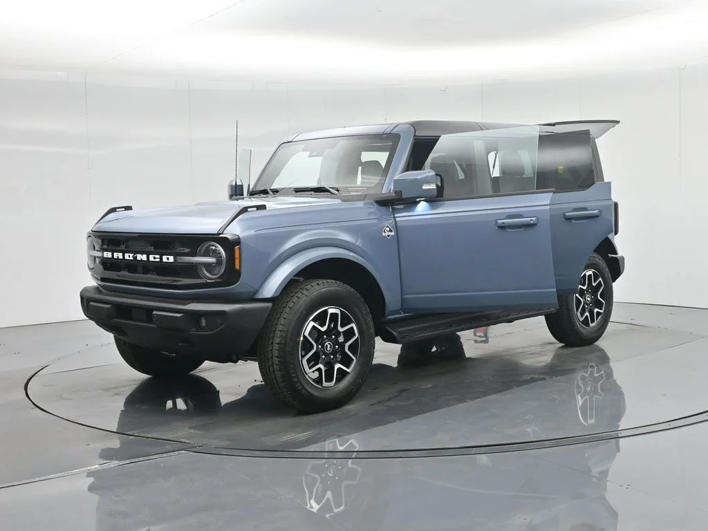 2025 Ford Bronco 4-Door Outer Banks - Photo 35