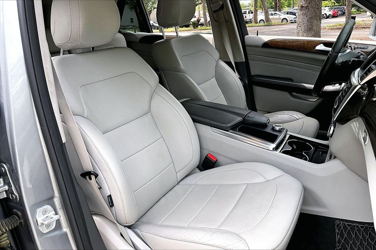 Used 2014 Silver Mercedes-Benz ML 350 image 29