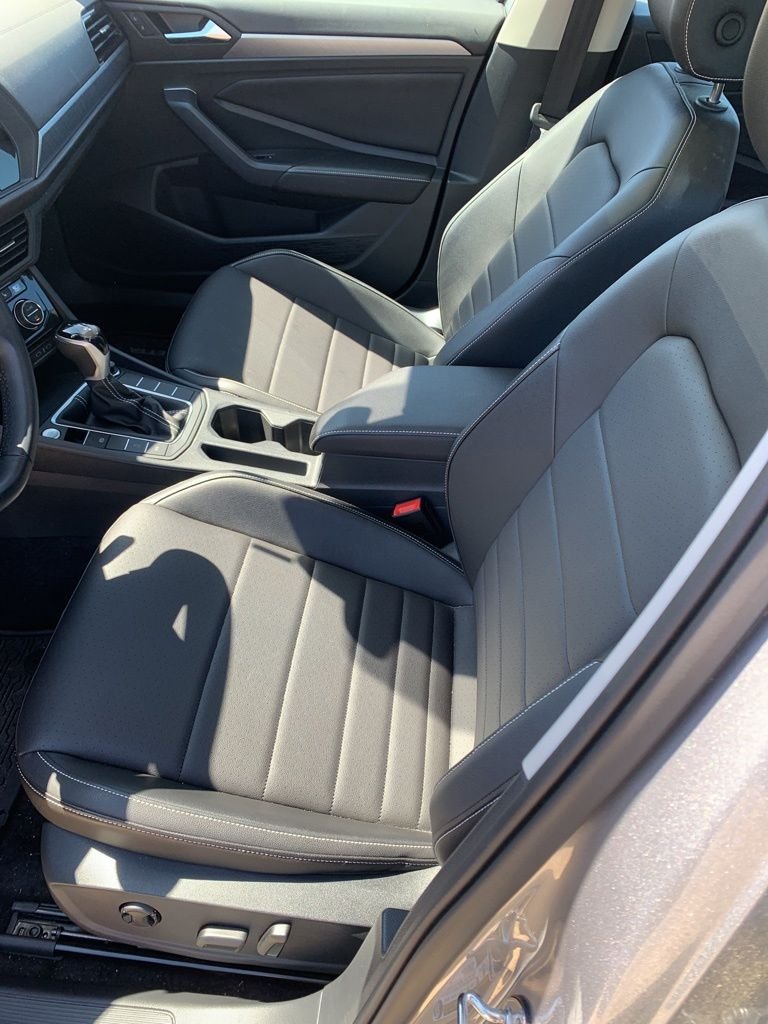Used 2023 Silver Volkswagen 1.5T SE image 20