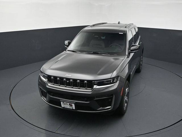 New 2026 Baltic Gray Metallic Clear-Coat Exterior Paint Jeep Limited image 13