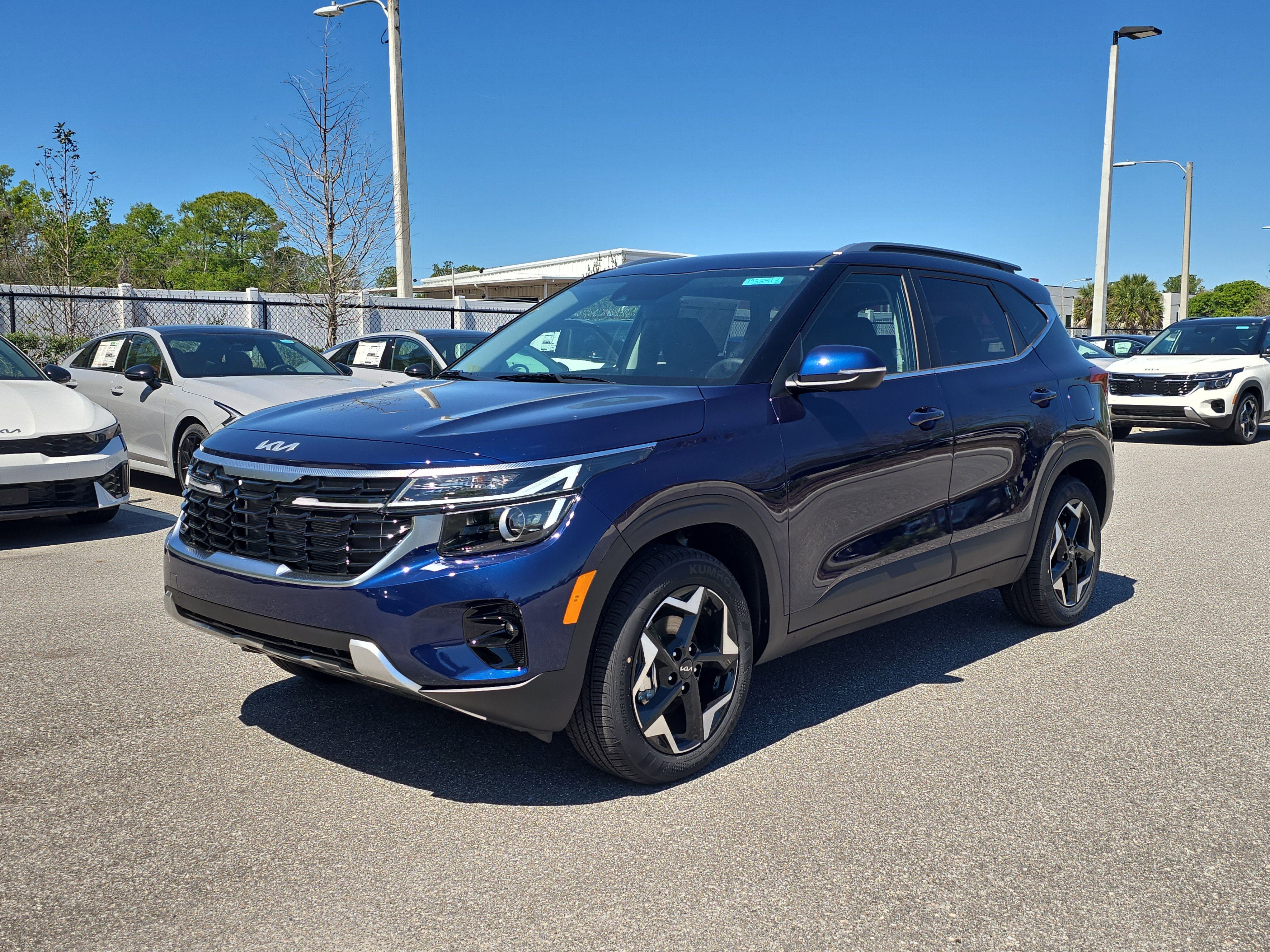 New 2026 Dark Ocean Blue Kia EX image 4