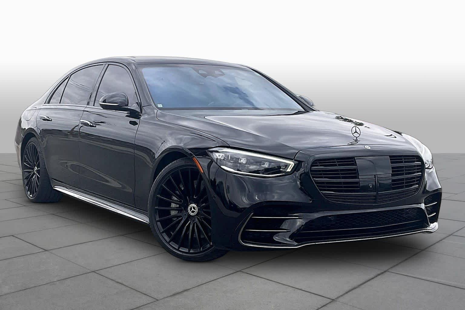 Used 2023 Obsidian Black Mercedes-Benz S 580 image 3