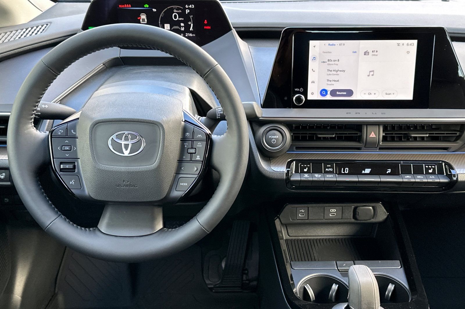 New 2026 Cutting Edge Toyota XLE image 13