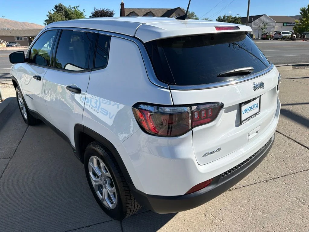 Used 2024 White Jeep Sport image 5