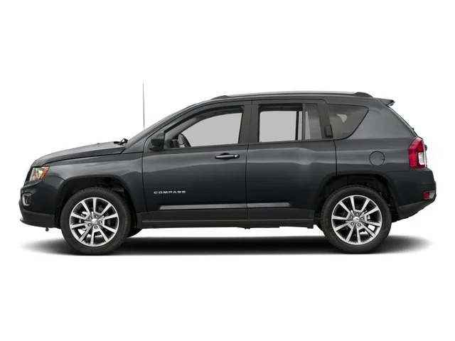 Used 2016 Granite Crystal Metallic Clearcoat Jeep High Altitude Edition image 8