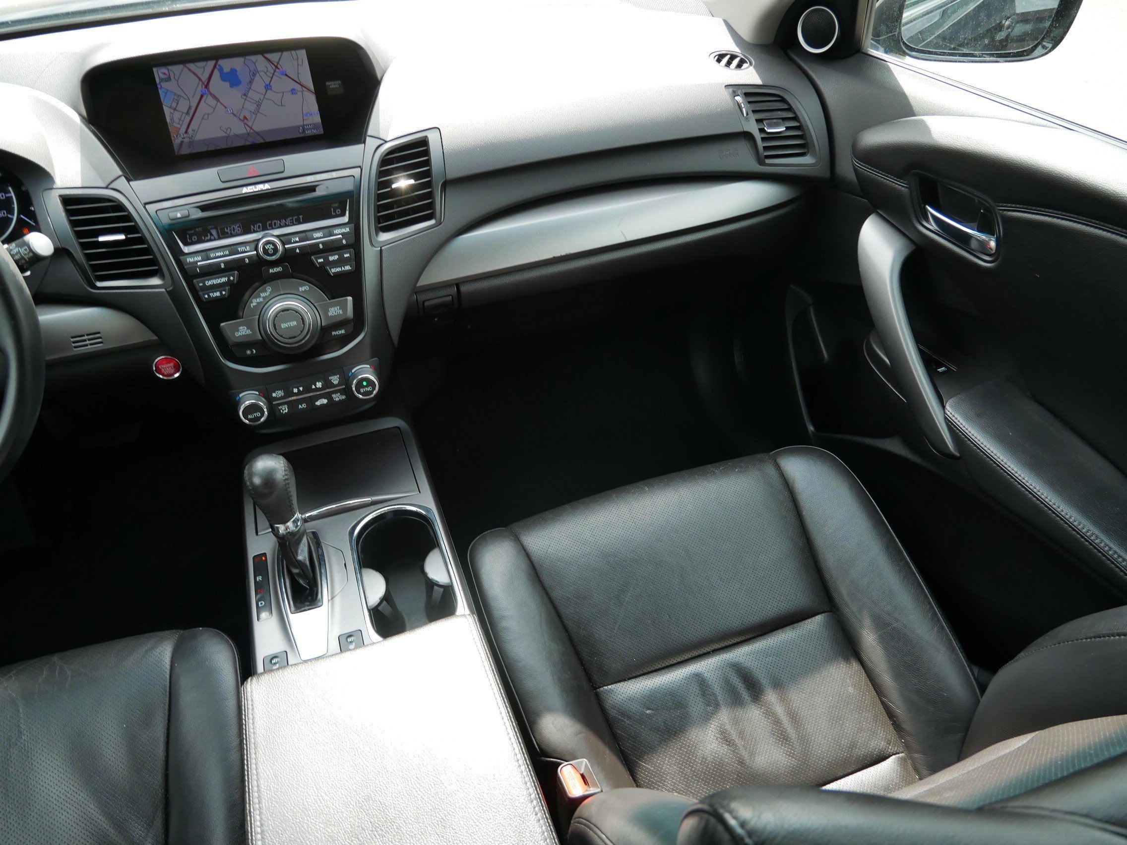 Used 2014 Crystal Black Pearl Acura Tech Pkg image 11