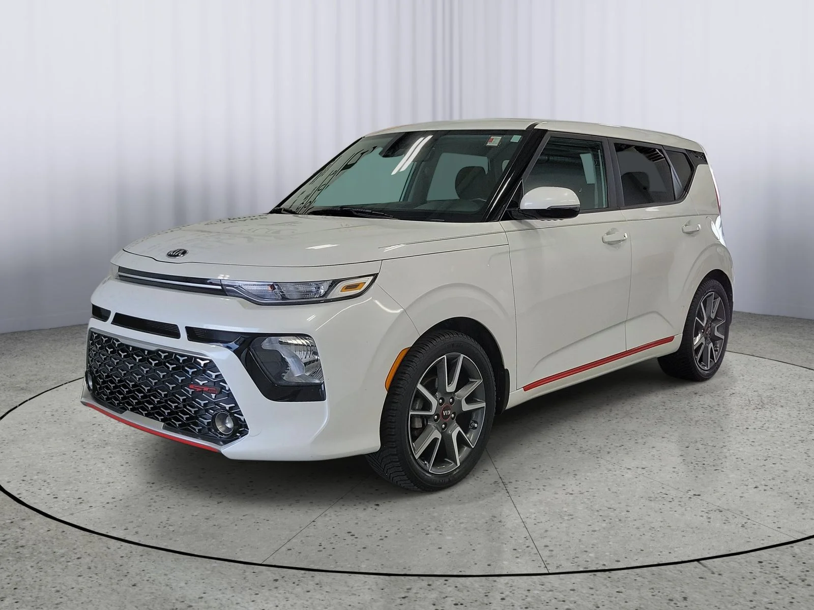 Used 2020 White Kia GT-Line image 4