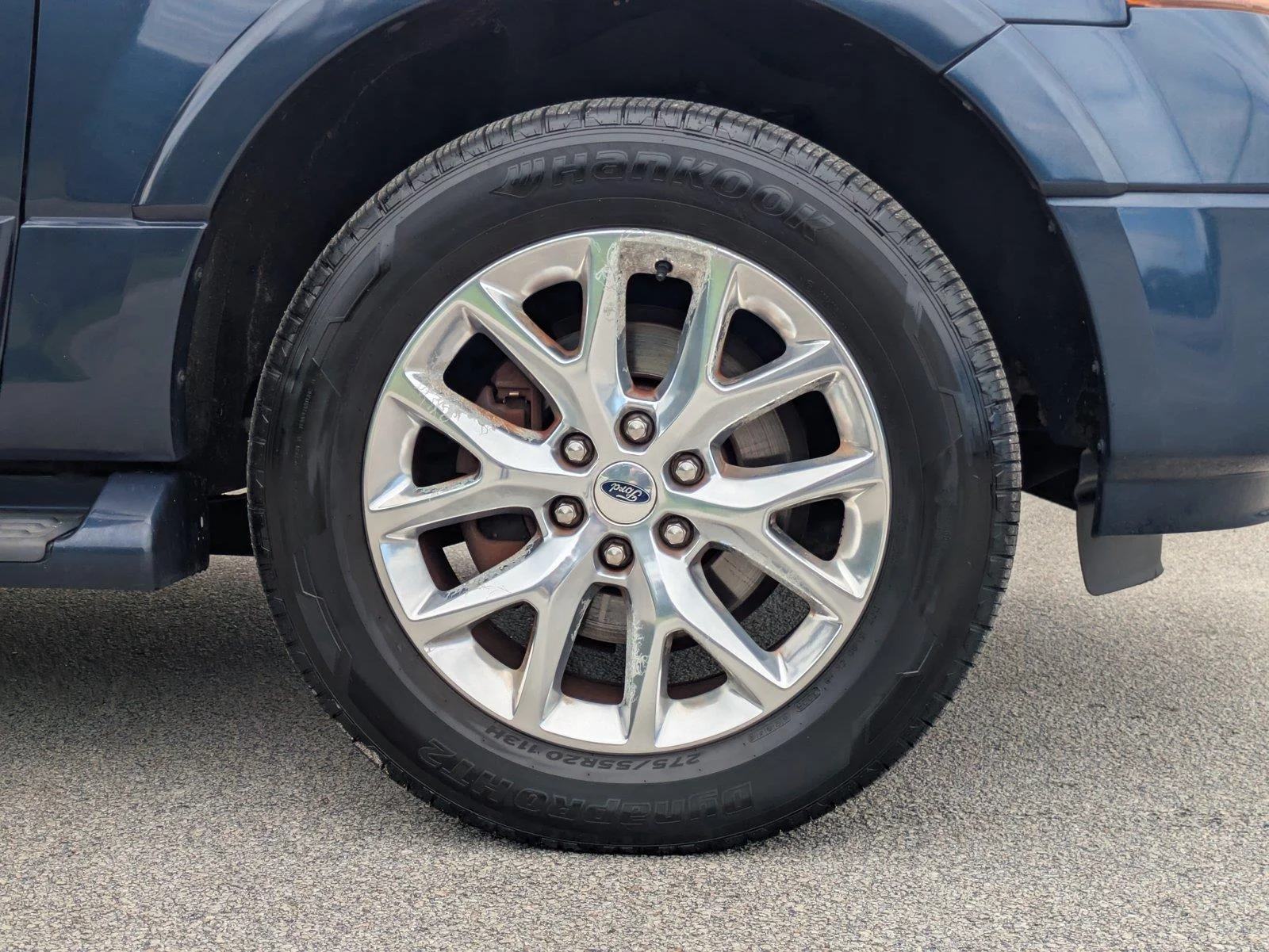Used 2017 Blue Ford Limited image 4