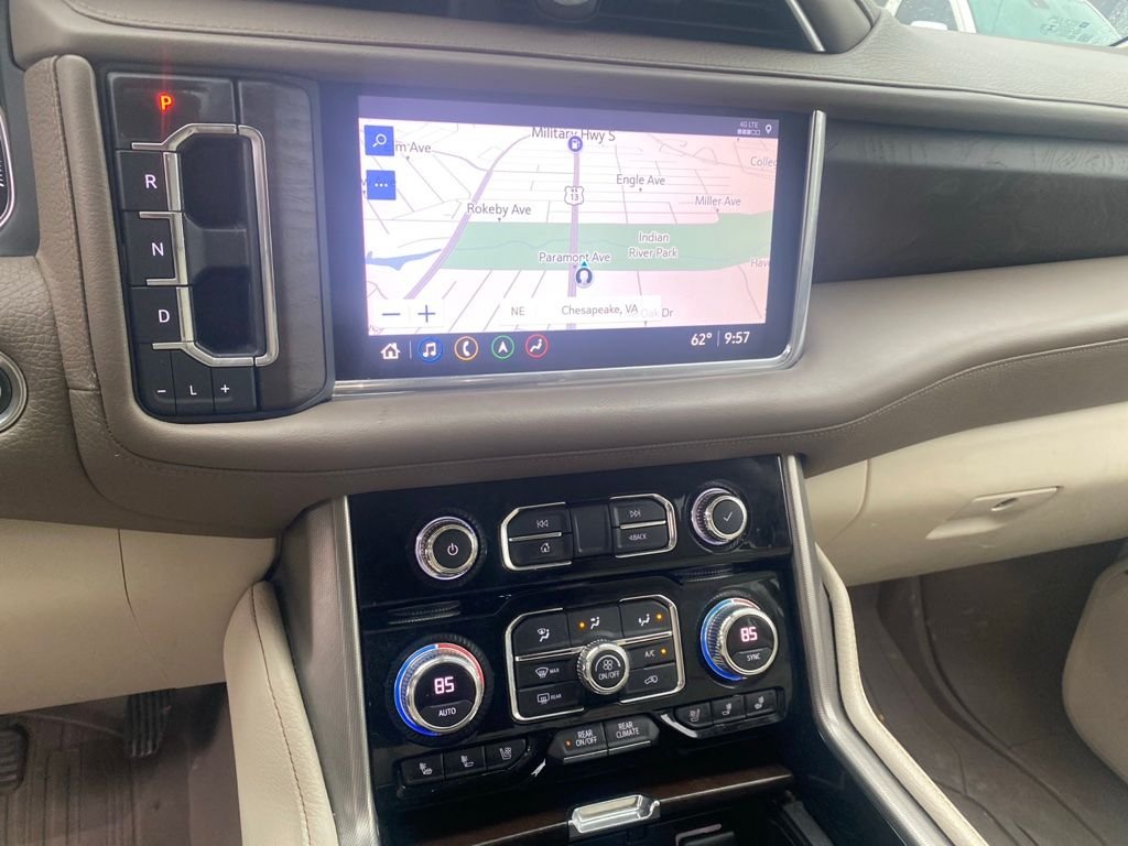 Used 2021 White GMC Denali image 8