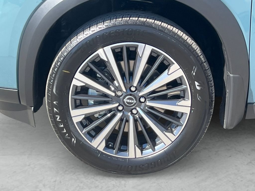New 2026 Baltic Teal Pearl Nissan Platinum image 24