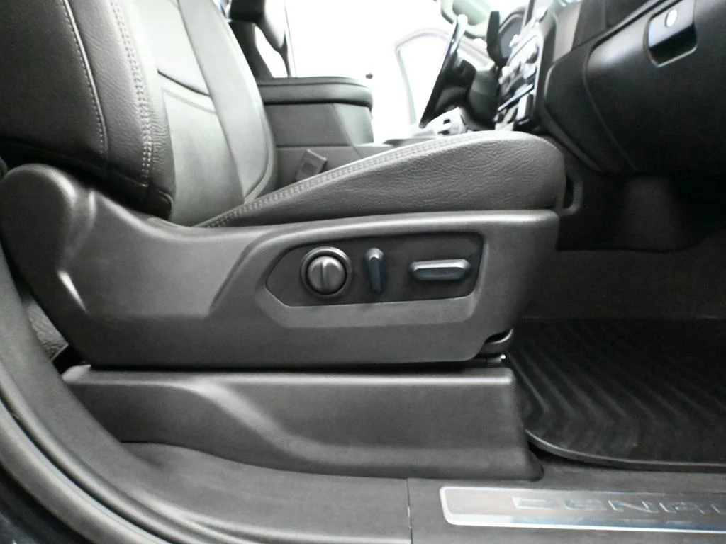 Used 2023 Black GMC Denali image 54