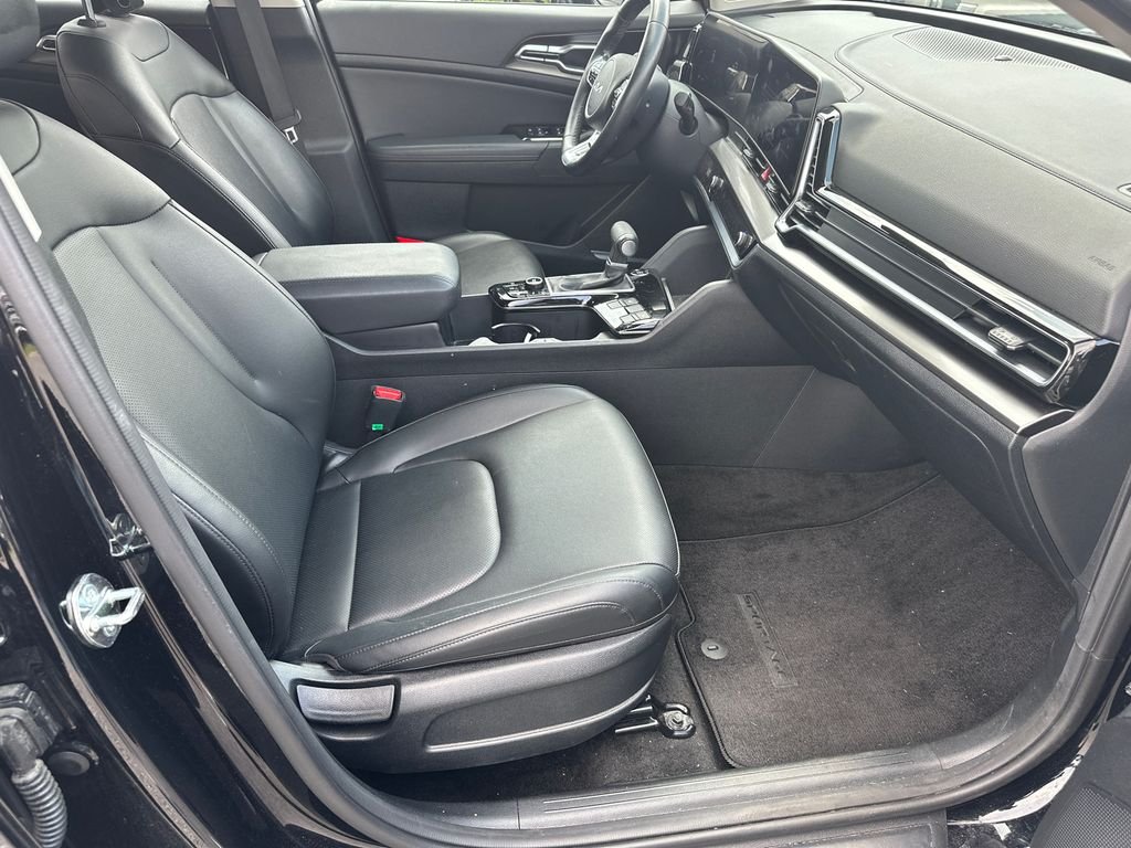 Used 2025 Black Kia EX image 13