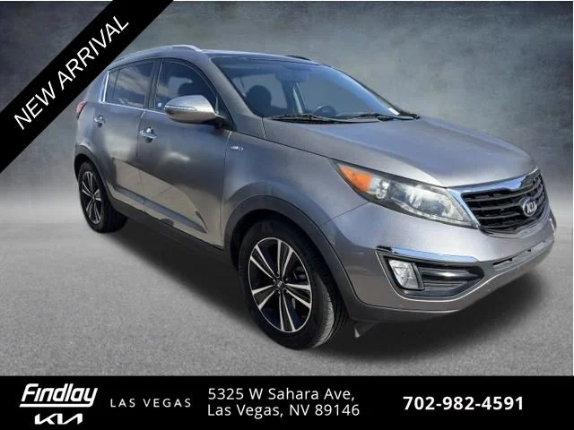 Used 2016 Silver Kia SX image 3