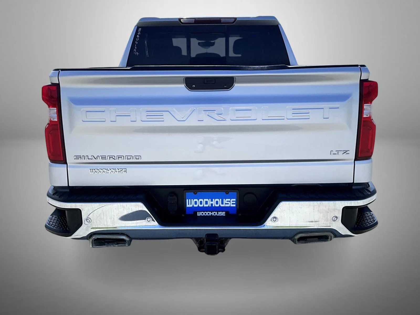 Used 2019 Silver Chevrolet LTZ image 6