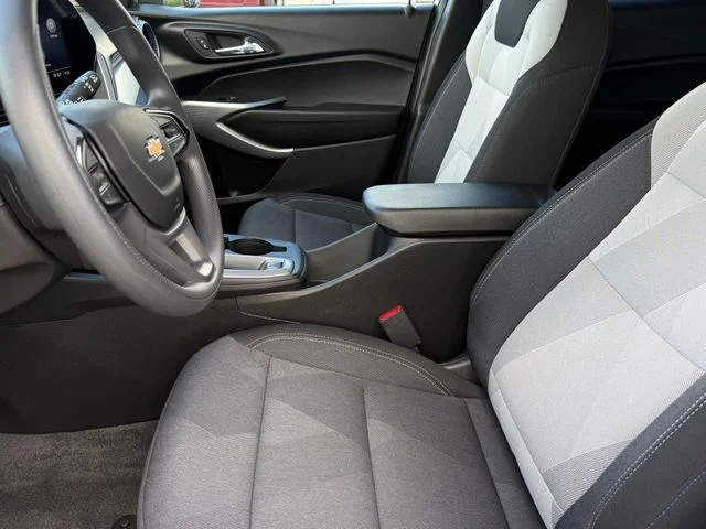 Used 2026 White Chevrolet LS image 10