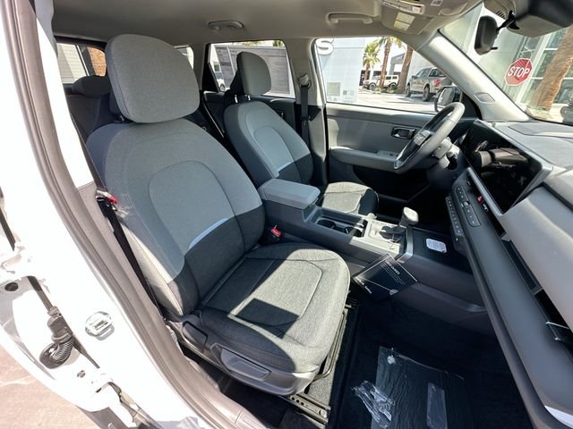 New 2027 Snow White Pearl Kia S image 27