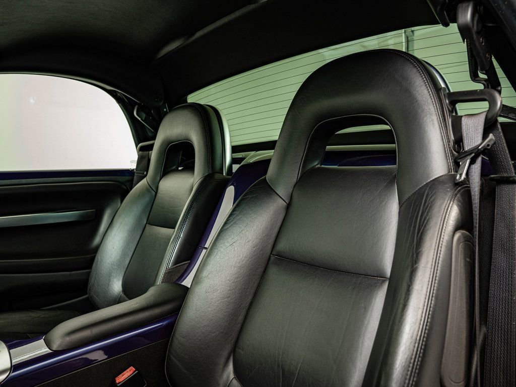 Used 2004 Ultra Violet Metallic Chevrolet  image 34