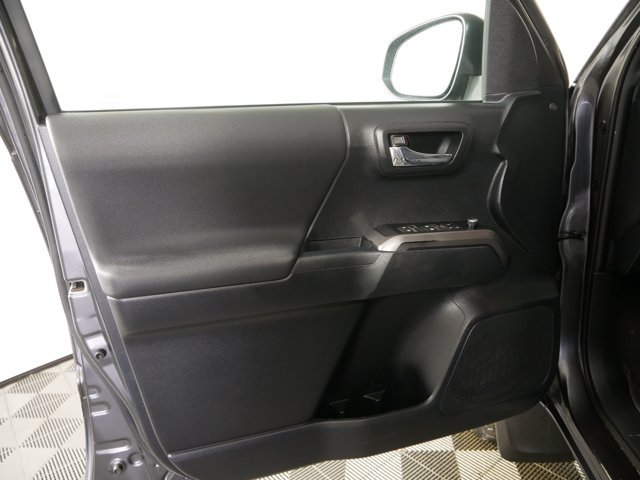 Used 2018 Magnetic Gray Metallic Toyota Double Cab TRD Off-Road w/ Technology Pkg image 8