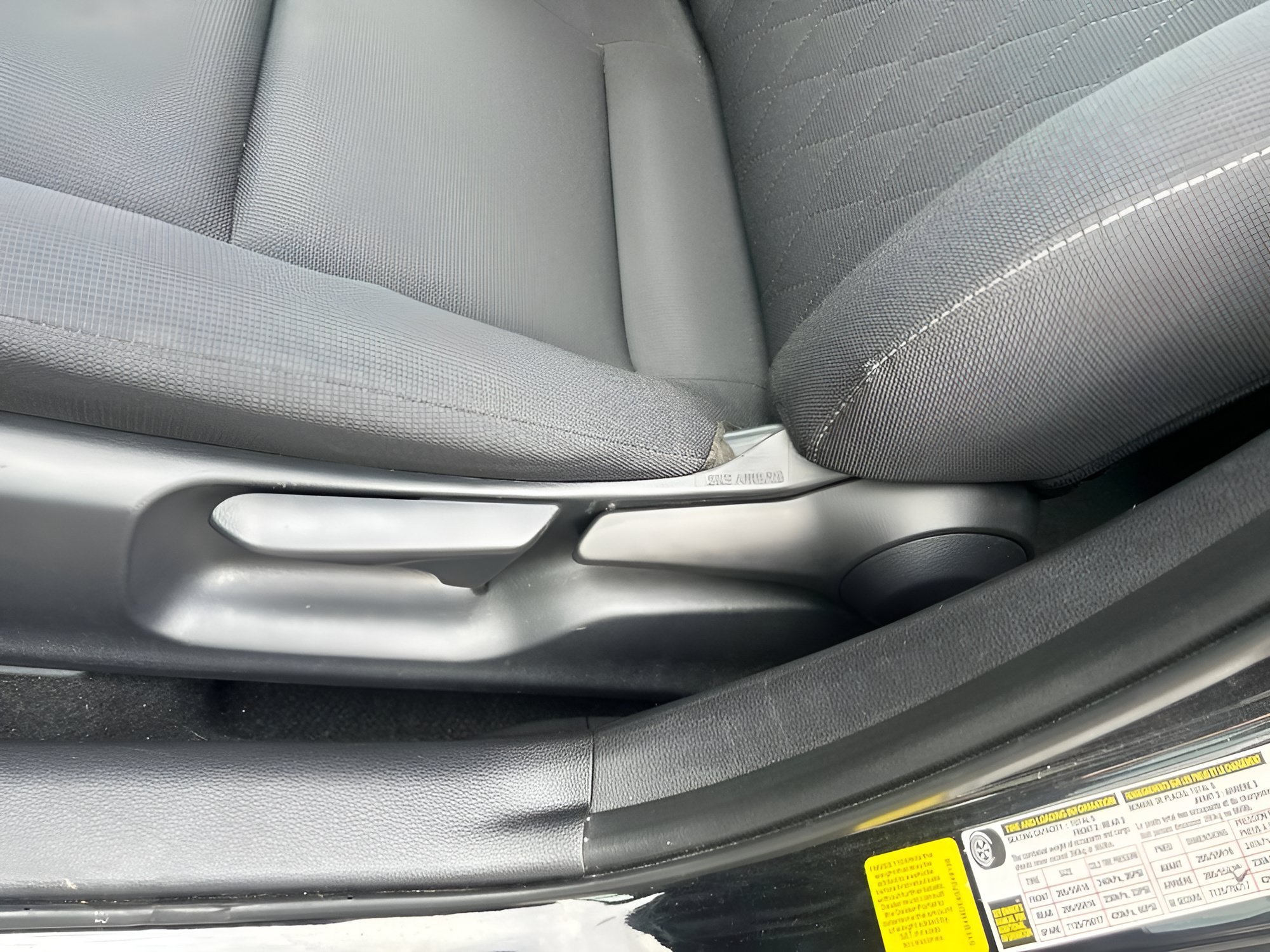 Used 2025 Midnight Black Metallic Toyota LE image 20
